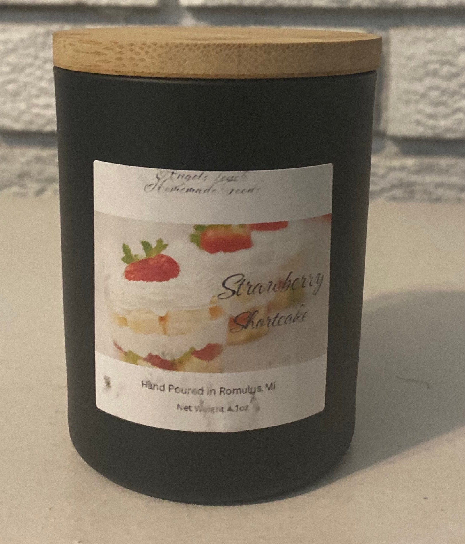 Strawberry Shortcake (Smokey Jar)Candle