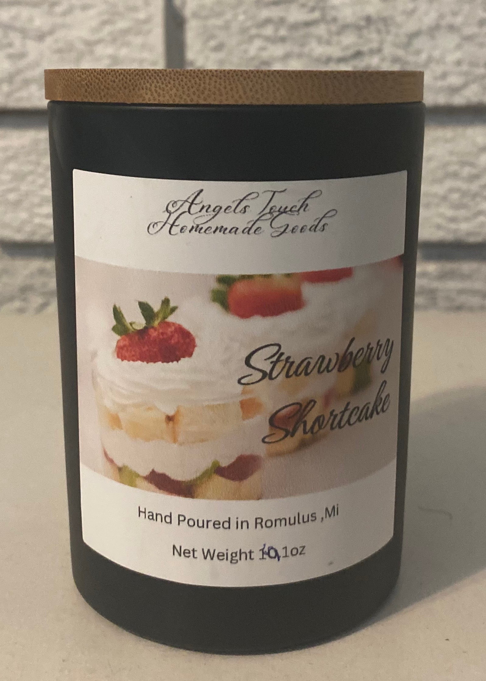 Strawberry Shortcake (Smokey Jar)Candle