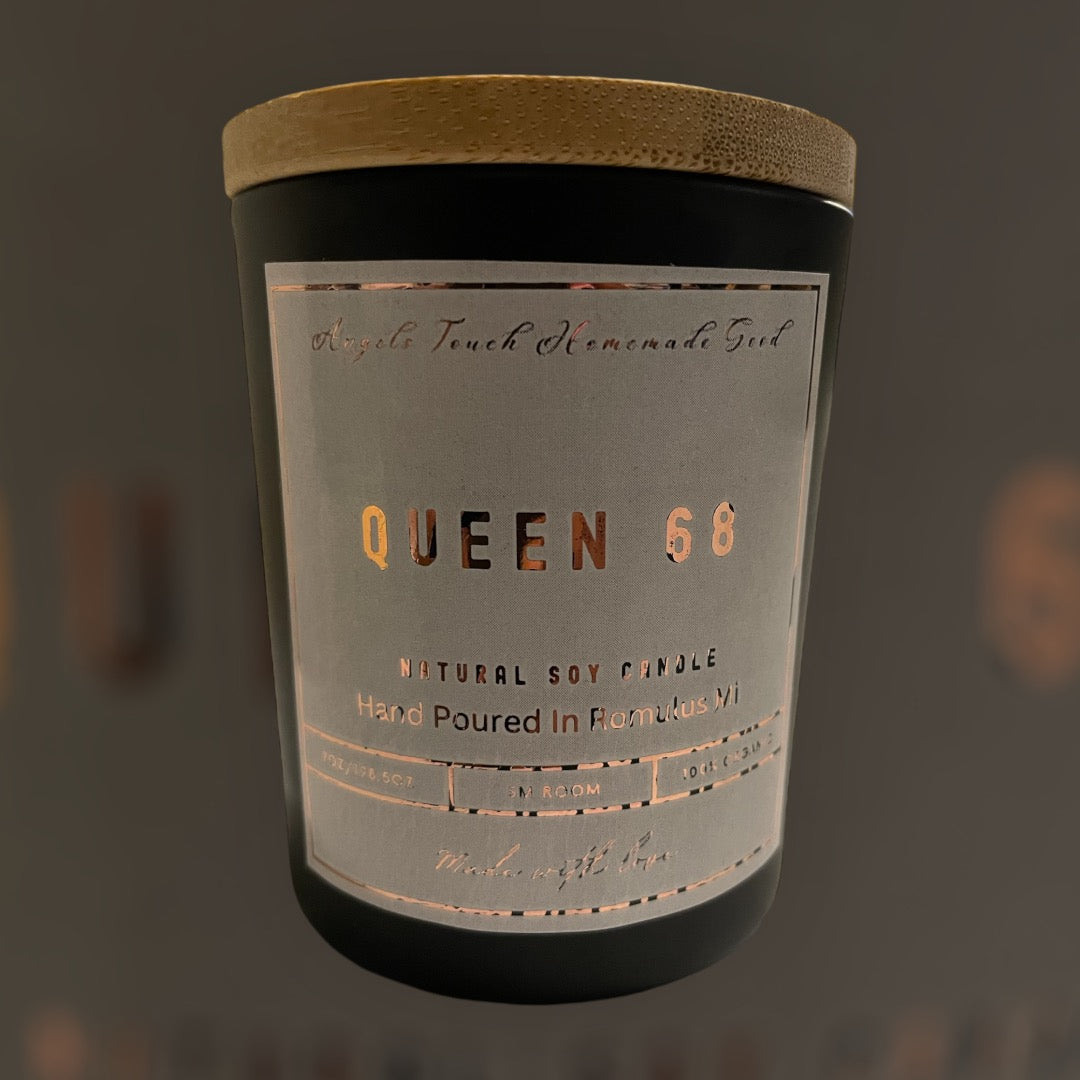 Queen 68 7oz candle