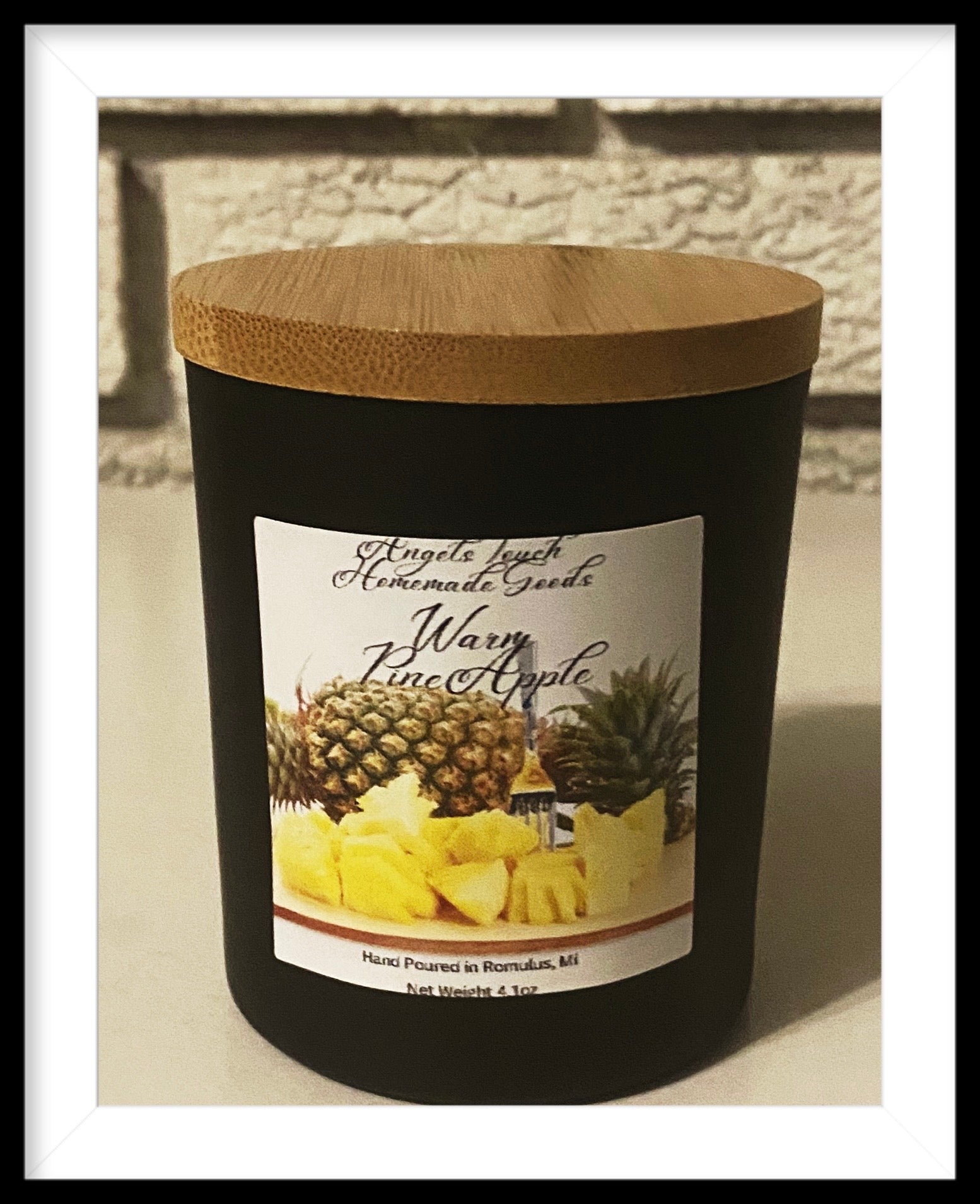 Warm Pine Apple ( Smokey Jar candle )